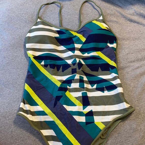 Aerie one-piece bathing suit - Picture 2 of 4